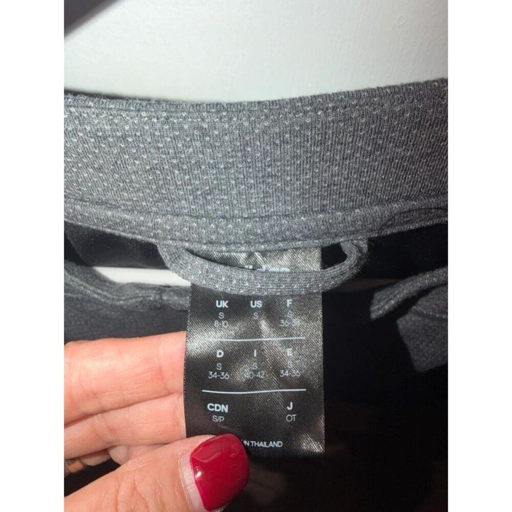 Adidas :) - Picture 4 of 4